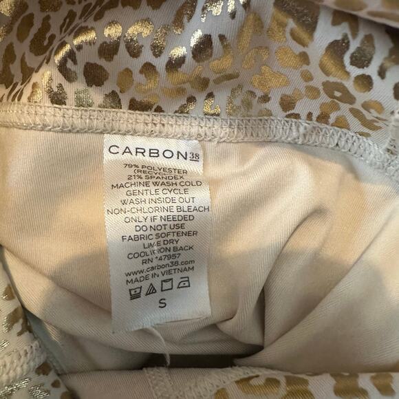 Carbon38 Size S Metallic Gold Leopard 7/8 Length Leggings Athleisure Workout - Picture 5 of 7